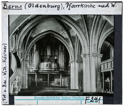 Vorschaubild Berne (Oldenburg): Pfarrkirche nach Westen 